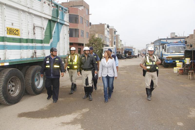 Trujillo: Intervienen más de 100 camiones en Mercado de Papas
