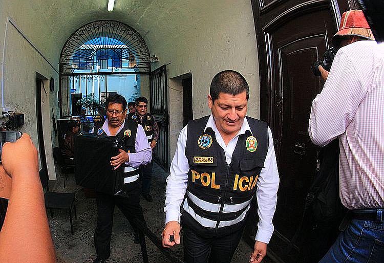 Trabajadores de Cofopri investigados por actos de corrupción a favor de invasores