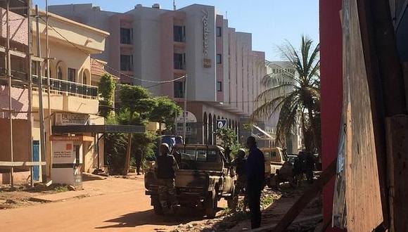 Mali: Dos "terroristas" retienen a 170 rehenes en hotel Radisson de Bamako