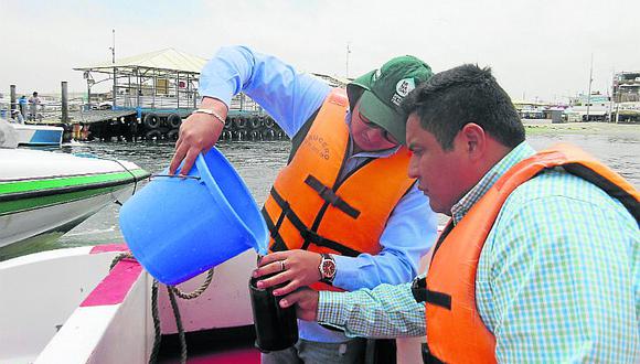 Realizan monitoreo en el litoral del mar de Paracas ante posible contaminación