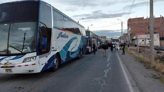 Transportistas acatan paro de 24 horas en la región Puno (FOTOS)