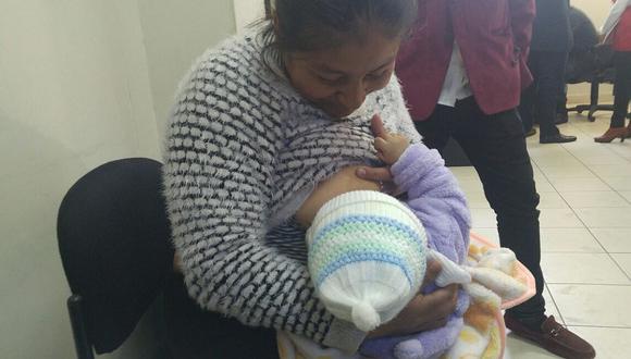 Emotivo reencuentro entre madre y su bebé tras secuestro en Apurímac