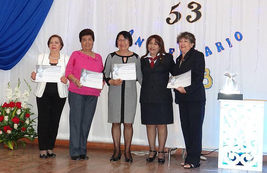 Pedagógico Mercedes Cabello de Carbonera cumplió 53 años