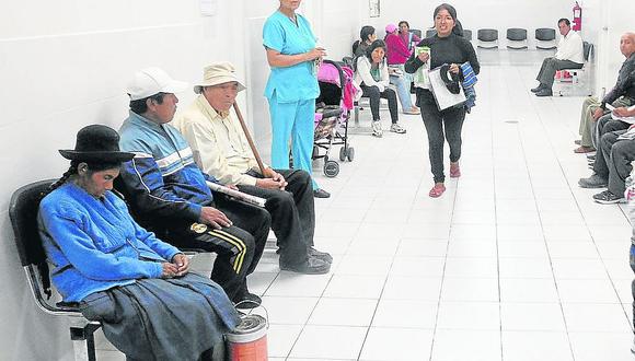 SIS: Suspenden cobertura en todos los centros de salud de Tacna