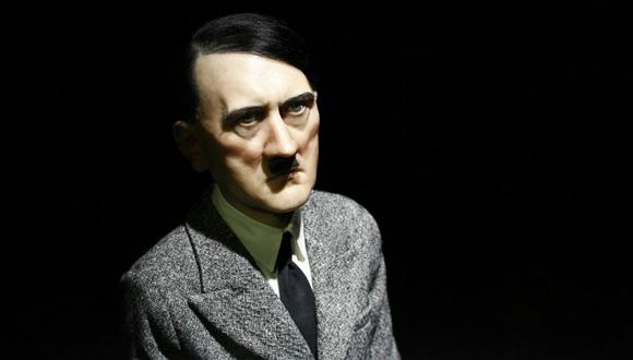 Prohíben libro de ​​Adolfo Hitler por ser considerado como un 'líder salvador' (FOTO)