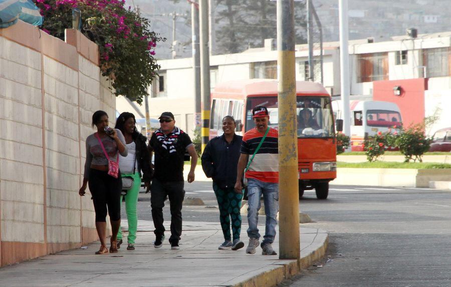 TACNA: 70 colombianos solicitan refugio al no poder ingresar a Chile