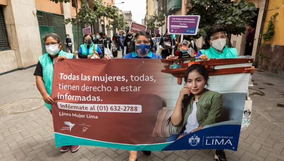La mencionada iniciativa se dio a conocer en una caravana informativa que se inició en la Plazuela de las Artes –recorrió el Jr. Ica y el Jr. De la Unión– y alcanzó a más de 500 mujeres en el Centro Histórico de Lima. (Foto: MML)