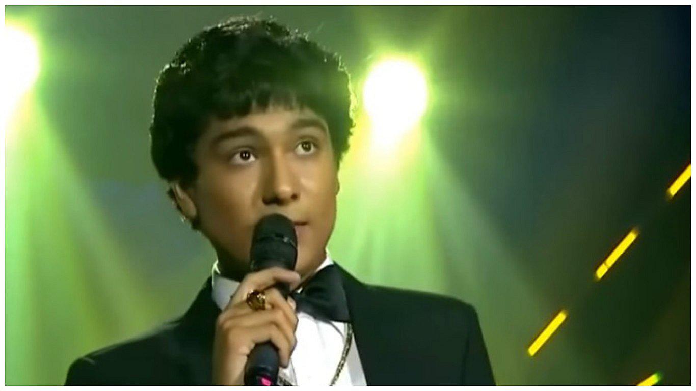 Yo Soy: Imitador de 16 años asombra a todos con brillante interpretación de José José (VIDEO)