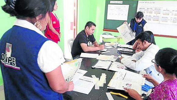 Lambayeque: Solo 27 firmas son ratificadas por el RENIEC para revocatoria en el distrito de Santa Rosa