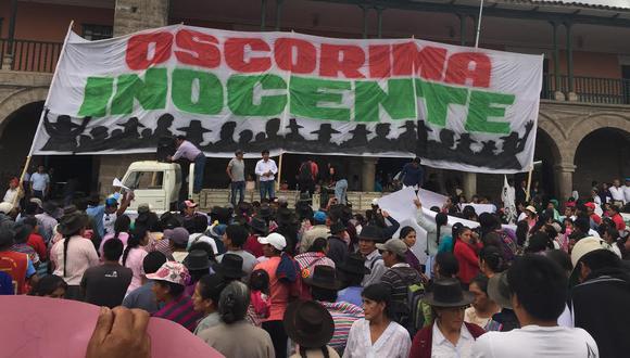 Protesta en favor de prófugo ex gobernador Wilfredo Oscorima 