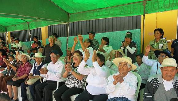 Tras 40 años, pobladores de Cerro Verde  tendrán nuevo alcantarillado