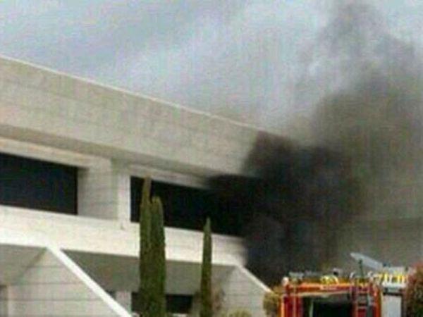 Rescatan a jugador del Real Madrid de incendio en su casa