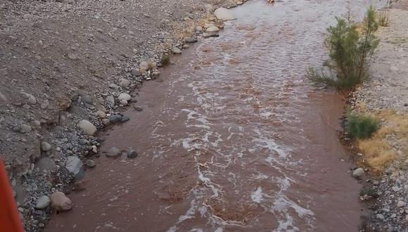 Agricultores de El Ingenio y Palpa riegan con primeras avenidas de agua