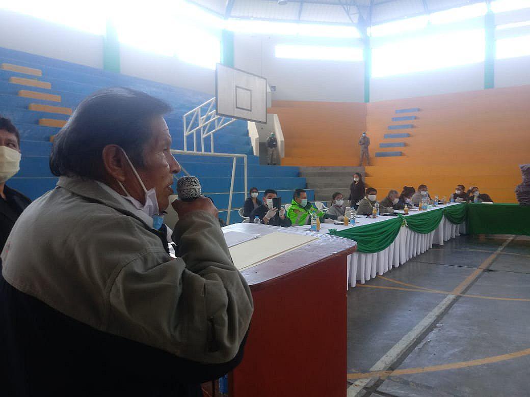 Autoridades y dirigentes piden cabeza de comisario de Pachitea