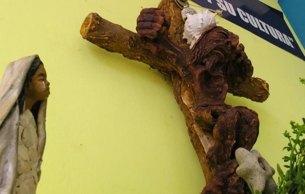 Exponen esculturas de barro inspiradas en  Valle del Mantaro