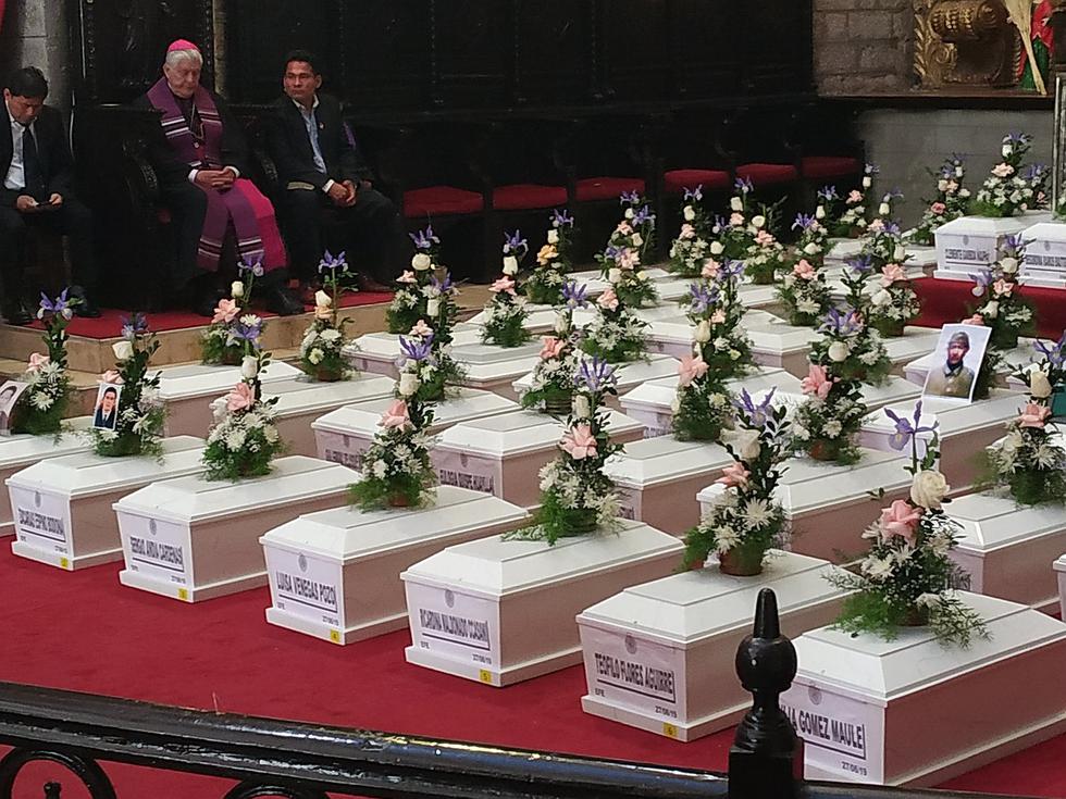 Restituyen los restos de 64 víctimas de la violencia terrorista (FOTOS)