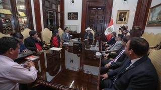 Presidente Pedro Castillo sostuvo reunión con representantes de cinco partidos del Congreso