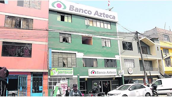 Asaltan agencia del Banco Azteca y roban S/100 mil y $12 mil