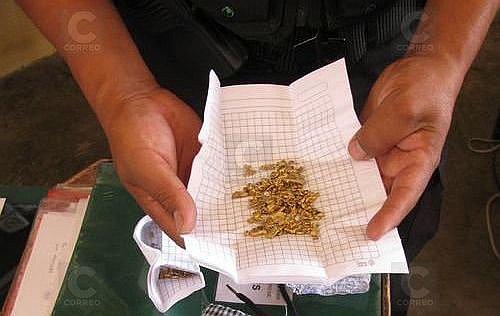 Estafan a cusqueño con el cuento de "la pepita de oro"