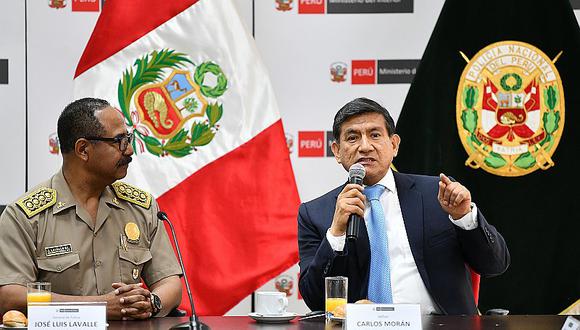 Ministro Carlos Morán se compromete a combatir mafias en La Victoria