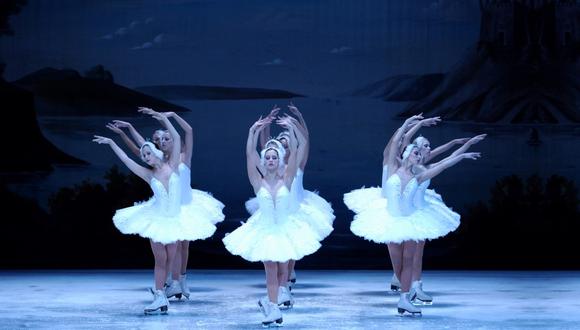 Se trata de una impresionante producción que combina ballet clásico y patinaje artístico sobre hielo.
