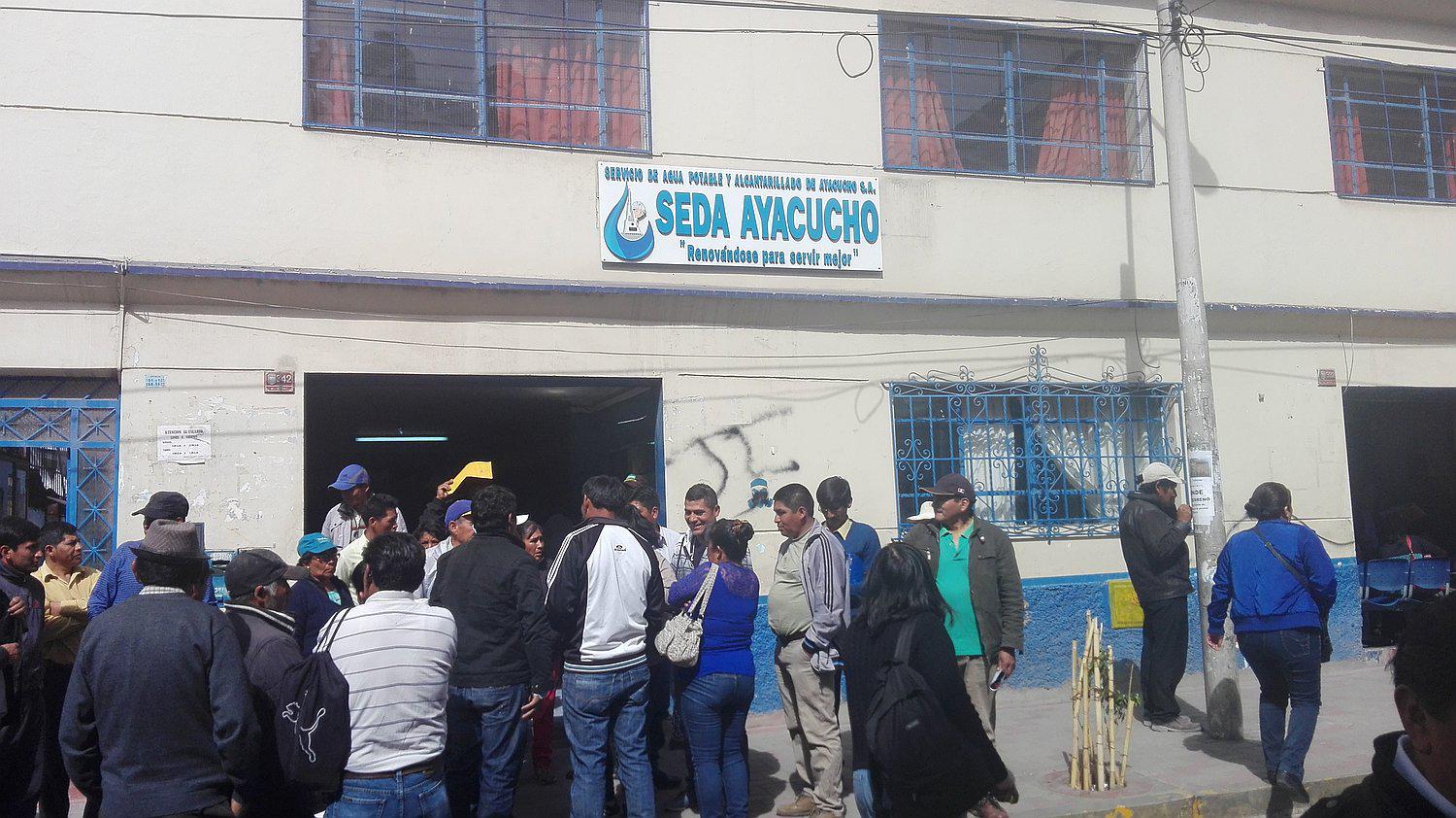 Pobladores del Cono Norte abandonan diálogo con SEDA por ausencia de directorio