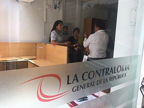 Funcionarios y servidores públicos están prohibidos de realizar proselitismo político 