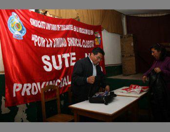 Bronca por uso de logo "Sutep"