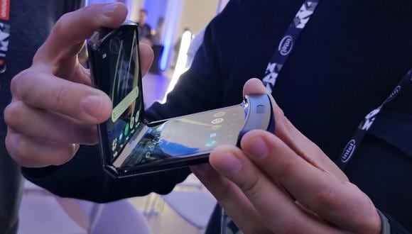 El teléfono con pantalla flexible Motorola Razr podrá actualizarse al Android 11. (EUROPA PRESS)