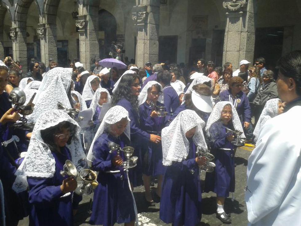 Hermandad de los niños del Señor de los Milagros