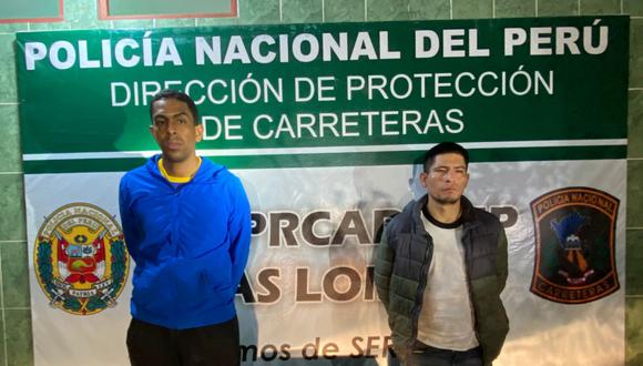 Los acusan del presunto delito de tenencia de armas de fuego, luego que fueron intervenidos por la Policía de Carreteras de Las Lomas, el 18 de febrero.