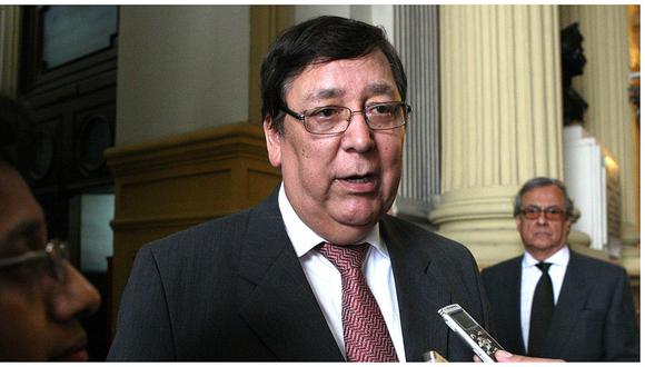 Comisión de Defensa citará la próxima semana al constitucionalista Enrique Bernales