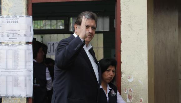 Alan García en contra de ex presidentes como senadores vitalicios