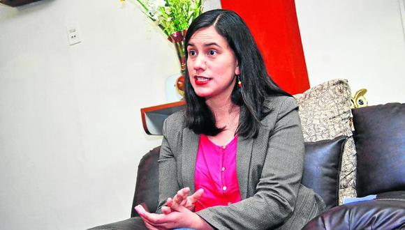 Junín: Verónika Mendoza propone nueva Constitución Política para el país