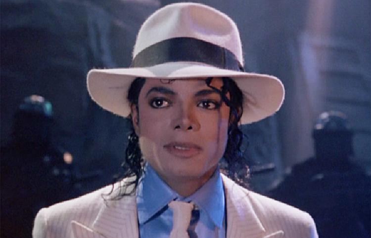 El sombrero blanco de Michael Jackson que utilizó en "Smooth Criminal" fue subastado