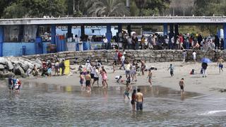 Colegio Médico del Perú propondrá ingreso a las playas con aforos del 40%