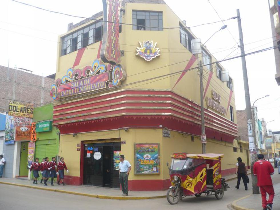 Denuncian por estafa a sala de tragamonedas en Huaral (Fotos)