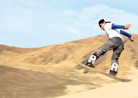 Campeón mundial de sandboard es peruano y ahora quiere conquistar la nieve