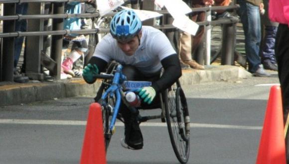 Atleta en silla de ruedas muere en carrera 