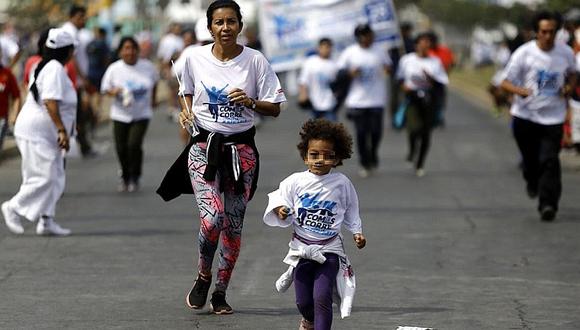 Más de 3 mil personas participaron en maratón contra la anemia en Comas (FOTOS Y VIDEO)