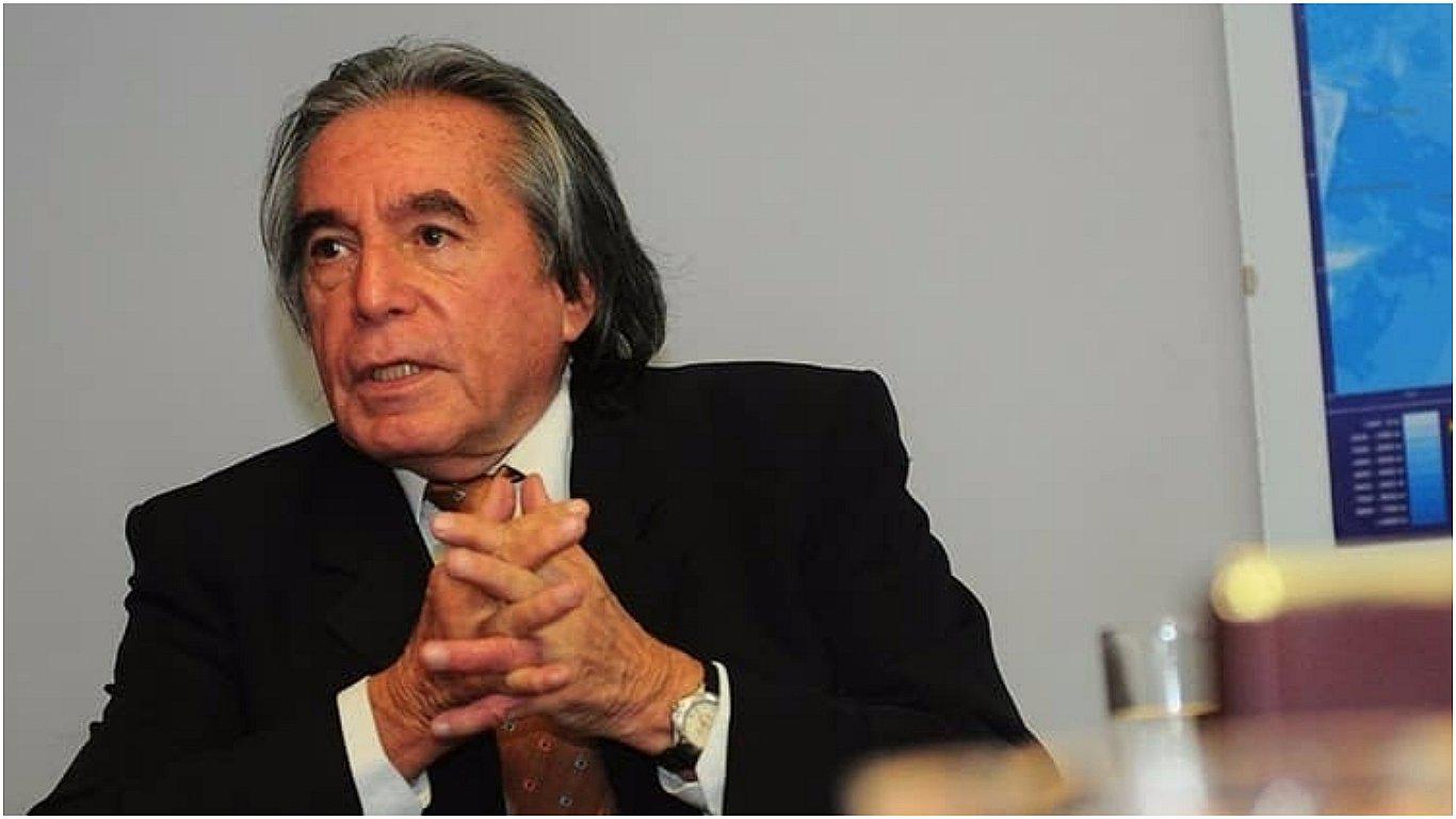 Idas y vueltas de Hugo Neira 