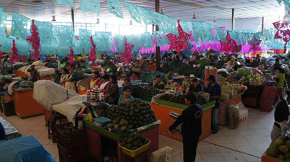 Vendedores del Mercado Central demandan unidad en su 52 aniversario