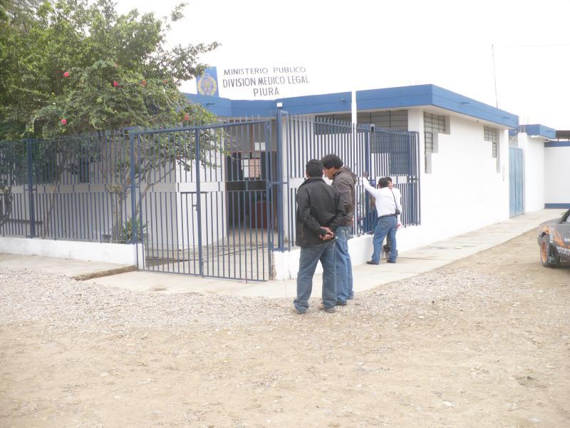 Pobladores hallan el cuerpo de una mujer en la vía a Sechura