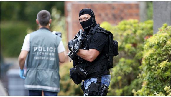 Francia: Uno de los terroristas de ataque a iglesia estaba fichado por la policía