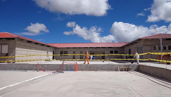 Vizcarra anunció la entrega del hospital  San Martín de Porres de Macusani