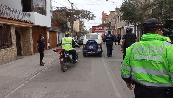 Serenos cumplen con evitar el transporte informal en el distrito. (Municipalidad de Surco)