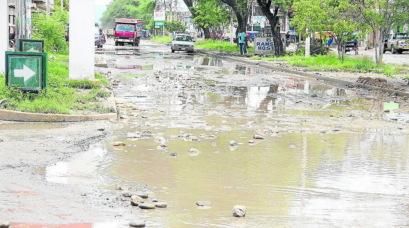 Sullana: La avenida Buenos Aires luce sucia y contaminada