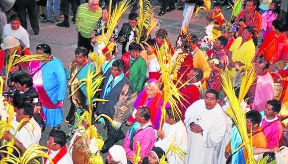 Ayacucho: Miles de feligreses participan de la procesión del Sr. de Ramos