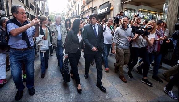 Puigdemont y los mensajes subliminales que delataban su huida a Bruselas (FOTOS y VIDEO) 