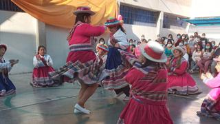 Tacna: Penales del sur celebran a madres con capacitación y feria